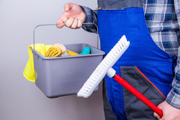 Kompleksowe utrzymanie czystości pomieszczeń biurowych, socjalnych oraz hal produkcyjnych